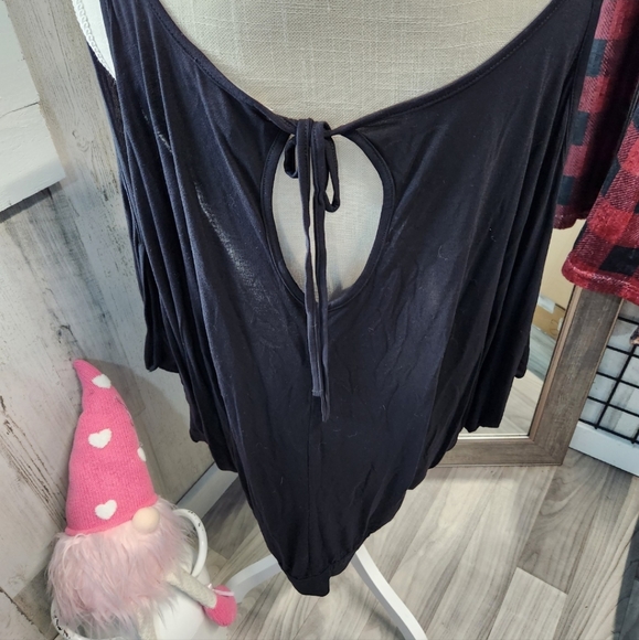 XL Ladies Cold Shoulder Dolman Shirt - Picture 3 of 3